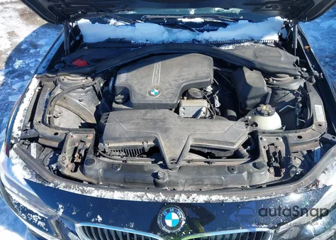 2015 BMW 328I xDrive z USA, uszkodzony, nr VIN WBA3B5C5XFF961316